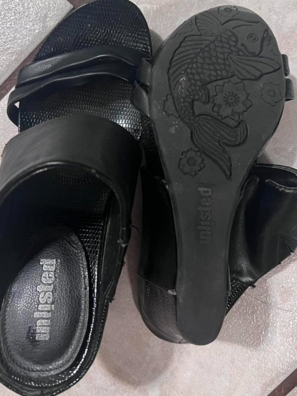 Platform Sandals - Picture 4 of 5